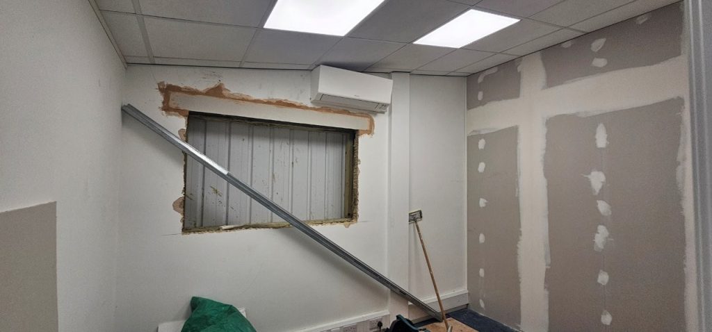 Small window opening