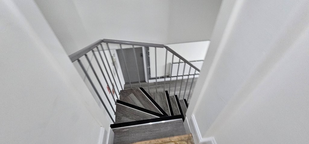 Vinyl onto stairs with anti-slip nosing
