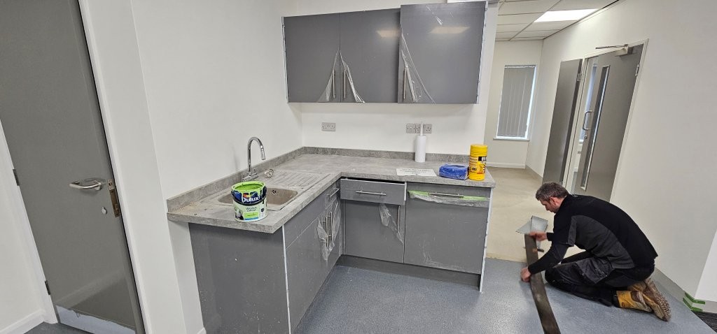 New kitchen and anti-slip vinyl